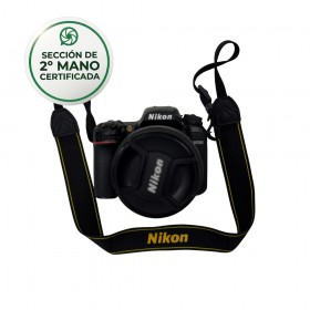 Nikon D7500 + 18-140mm...
